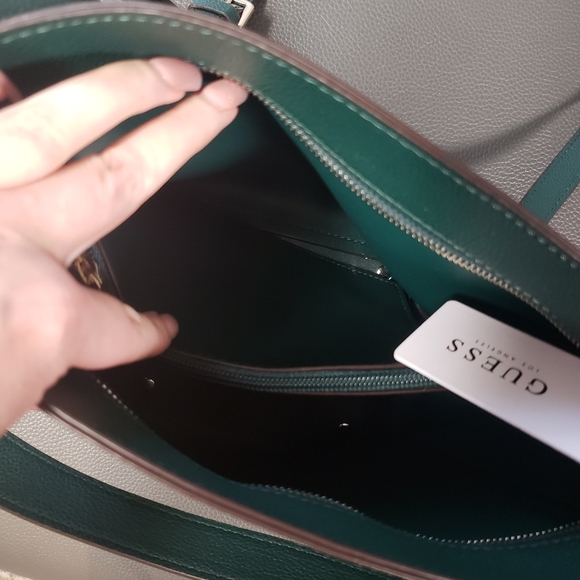 Guess Cross body bag - Picture 7 of 9